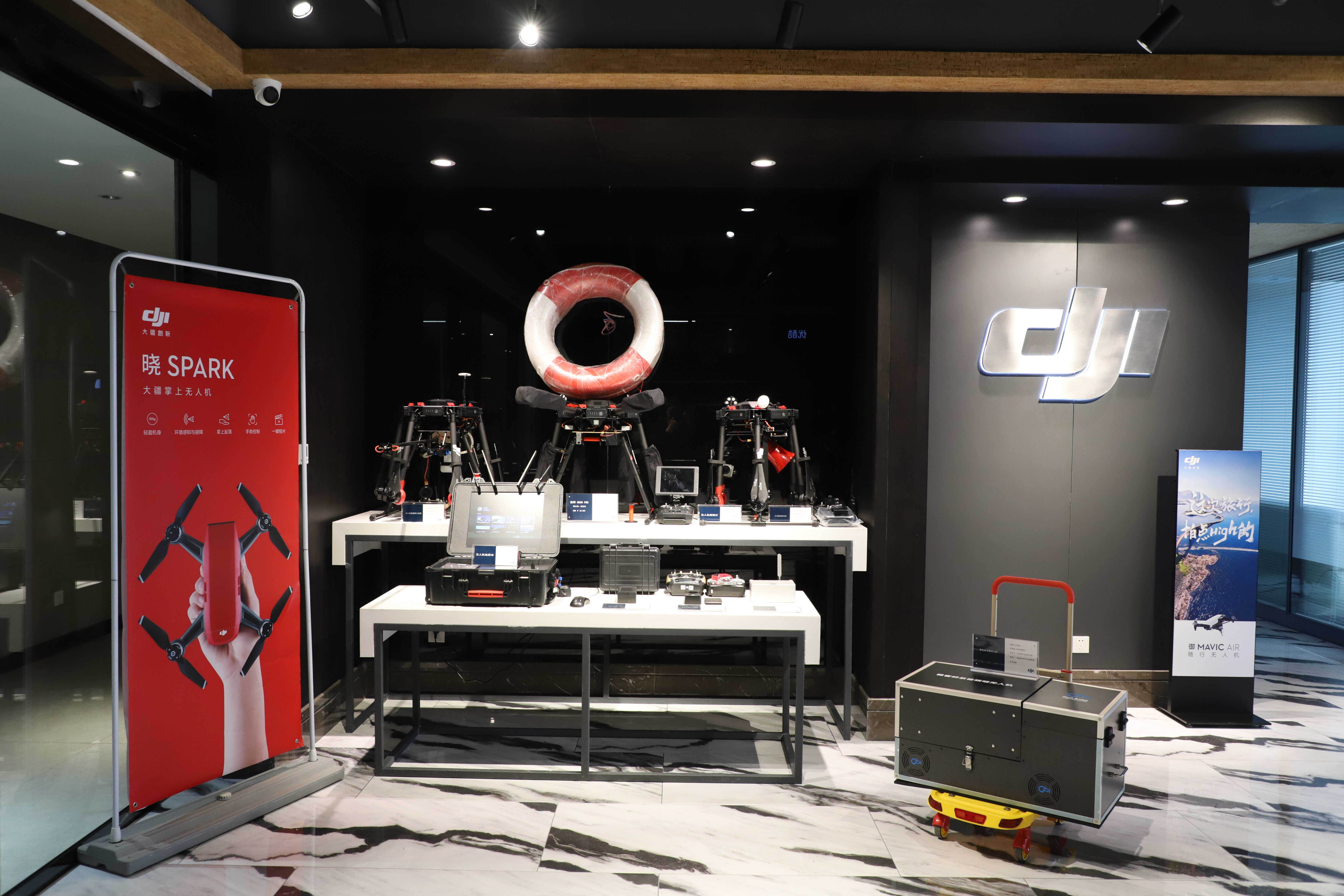 必一运动大疆无人机在水上救援应用